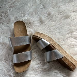 Strahlt Platform Sandles